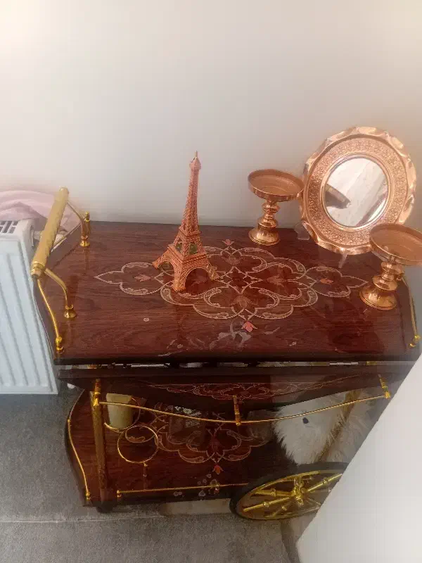 میز کنار سالن|مبلمان خانگی و میز عسلی|هشتگرد, فاز ۷ مهستان|دیوار