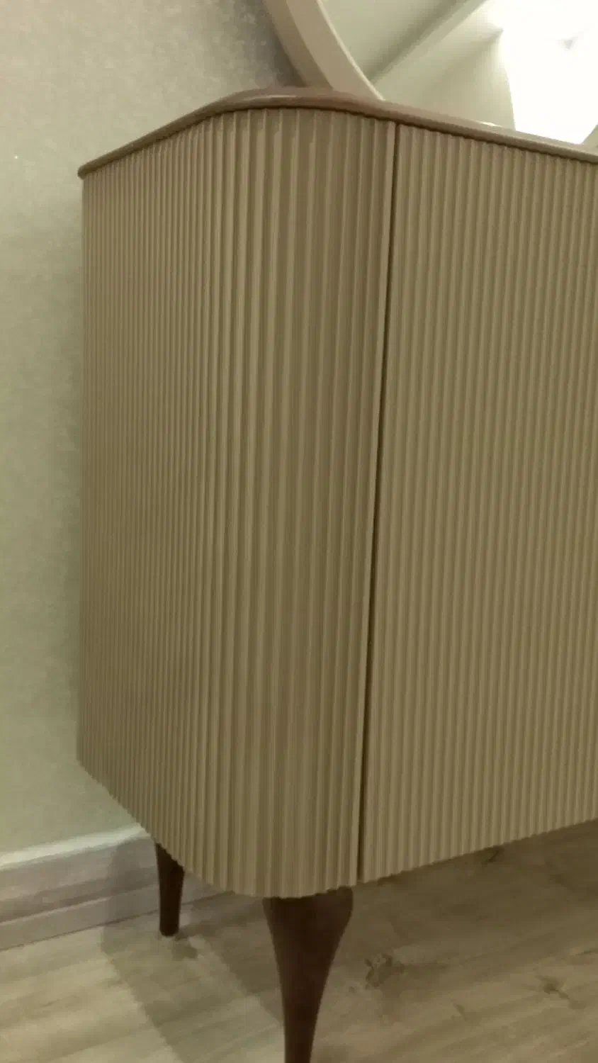 آینه کنسول ۸۸*۴۵*۲۰۰ در حد نو|بوفه، ویترین، کنسول|رشت, گلسار|دیوار