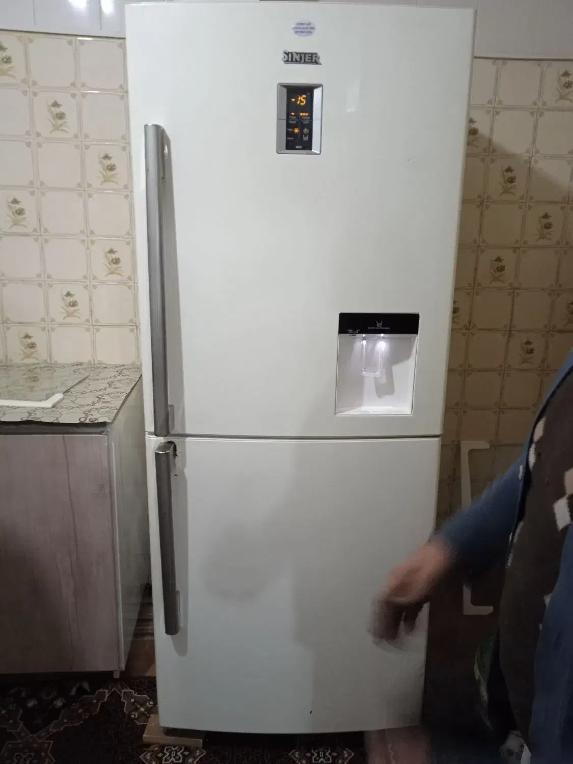 یخچال فریزر|یخچال و فریزر|بروجن, |دیوار