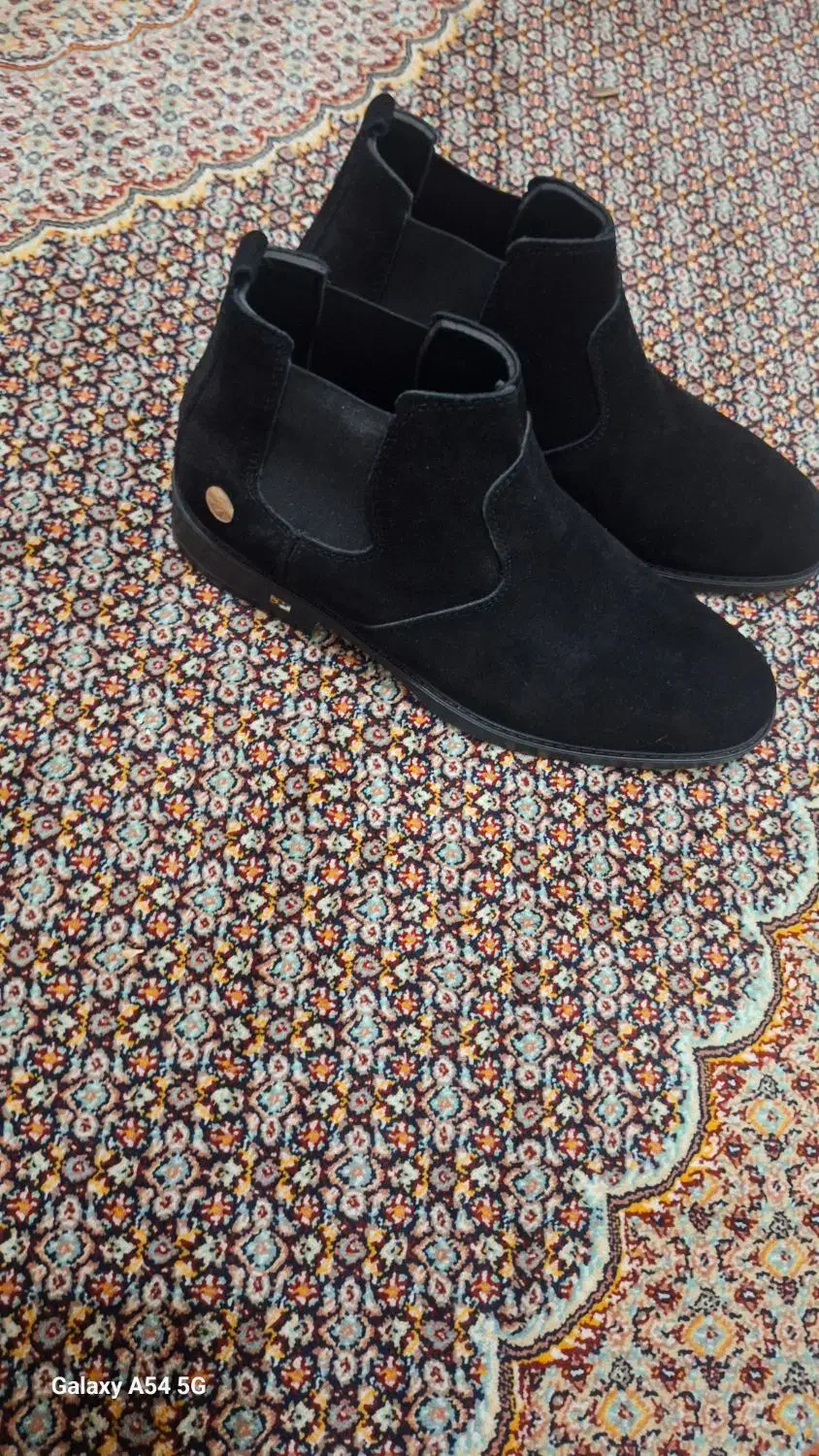 کفش راحتی برند ترک|کیف، کفش، کمربند|ماکو, |دیوار