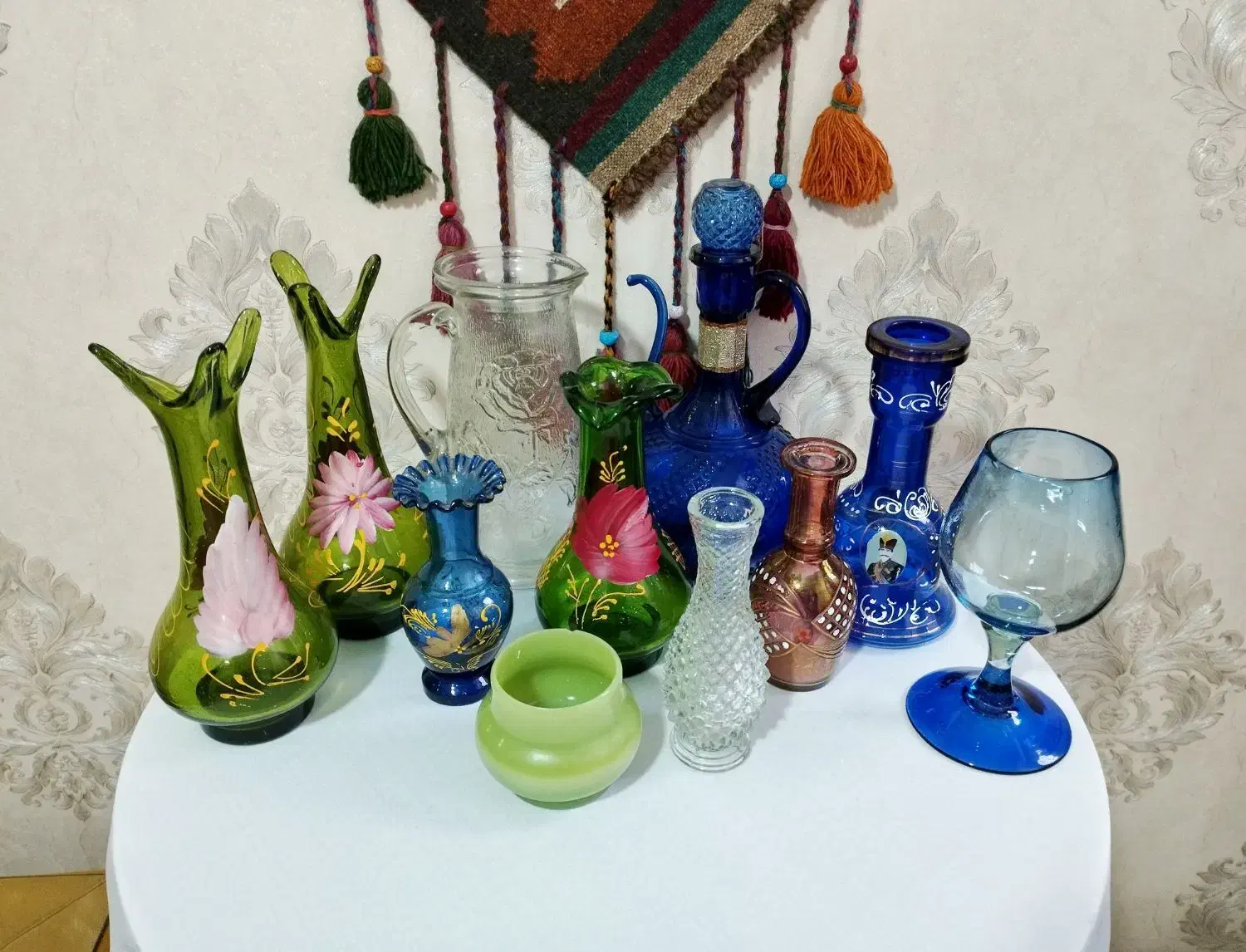 ظروف قدیمی|کلکسیون اشیاء عتیقه|اندیشه, اندیشه فاز ۲|دیوار