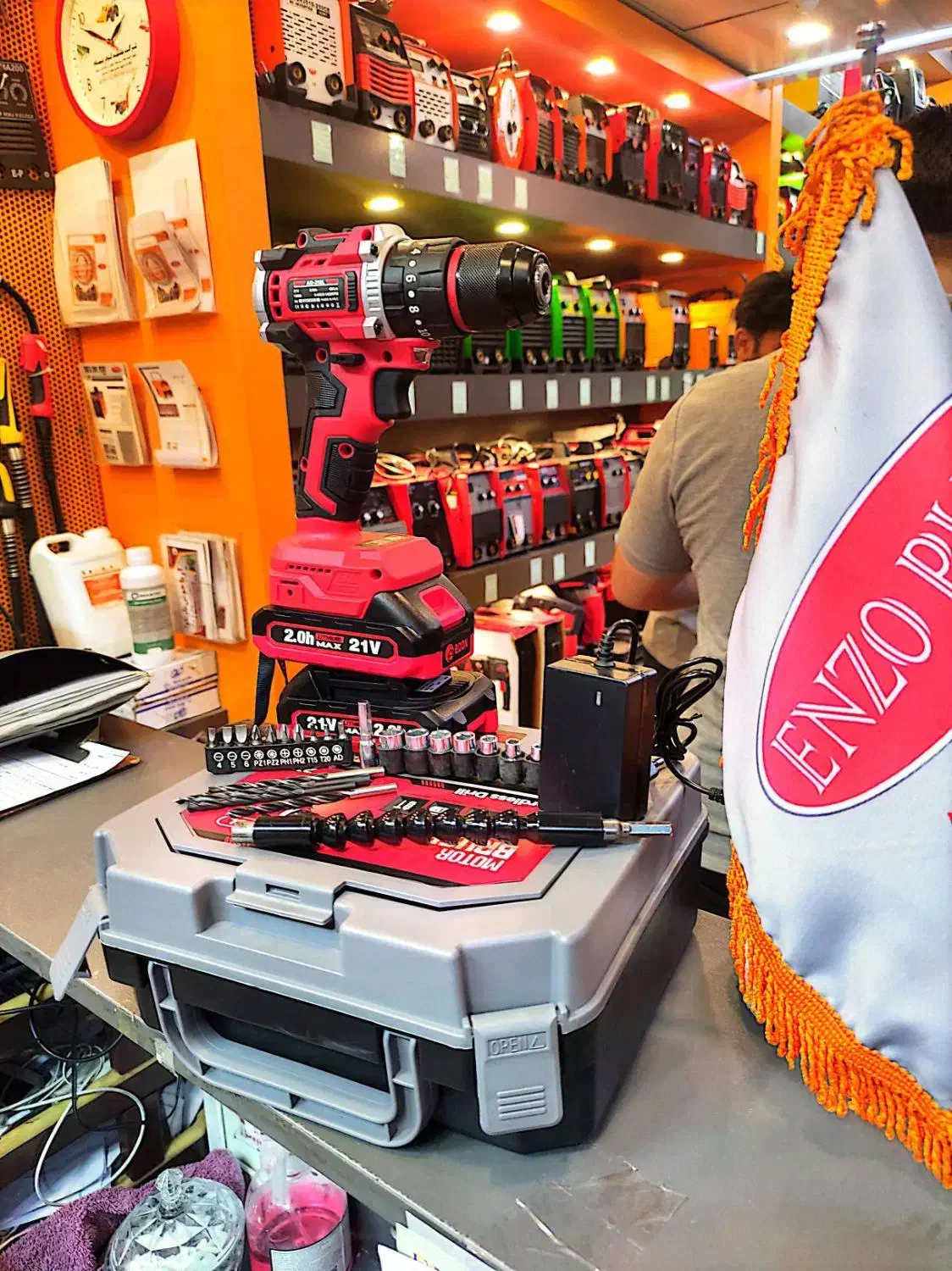 دریل شارژی 21 ولت ادون ادن 2 باطری (چکشی) بالوازم|ماشین‌آلات صنعتی|مشهد, کوشش|دیوار