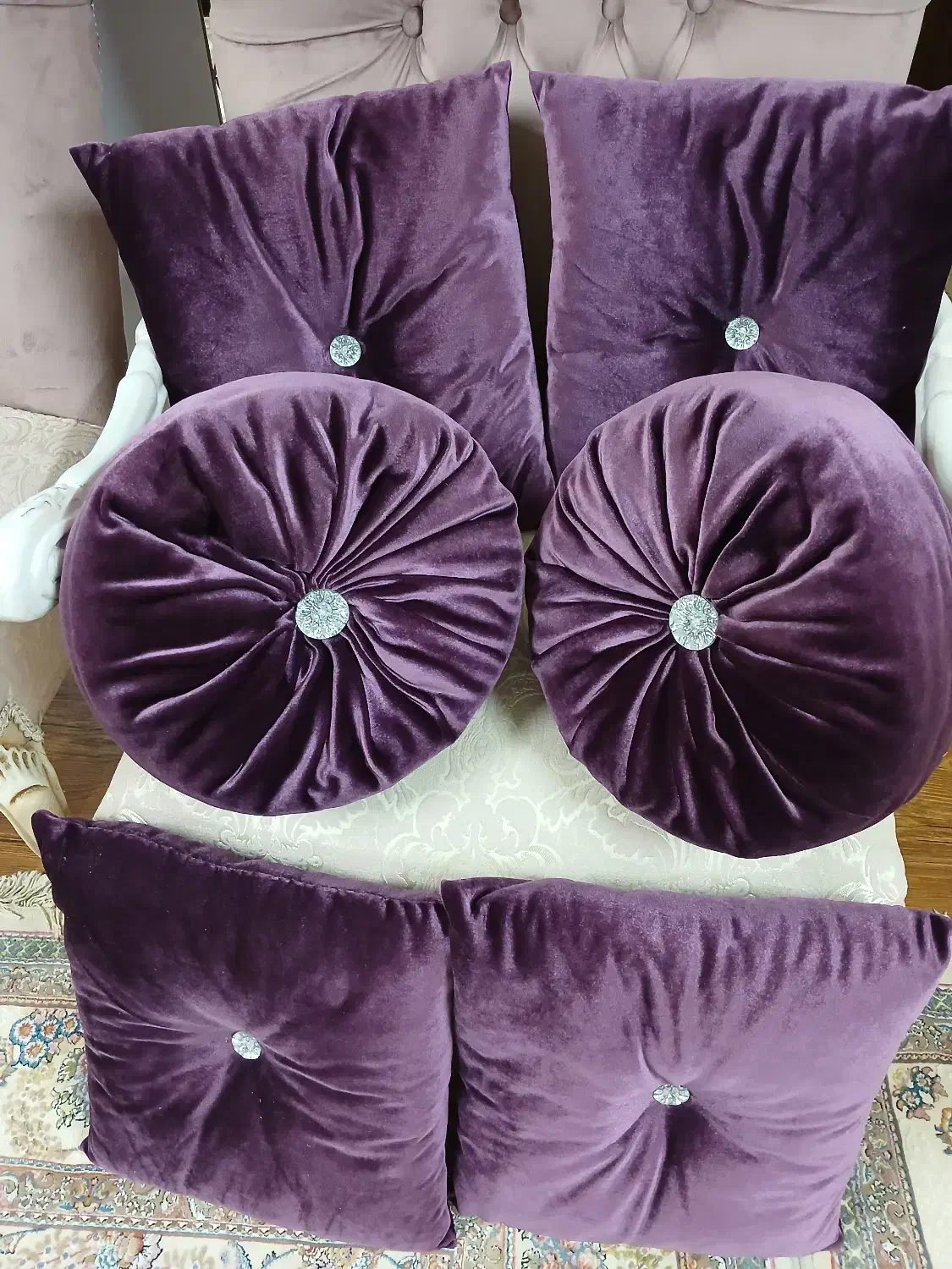 کوسن مخمل مبلی|صنایع دستی و سایر لوازم تزئینی|رشت, شالکو|دیوار