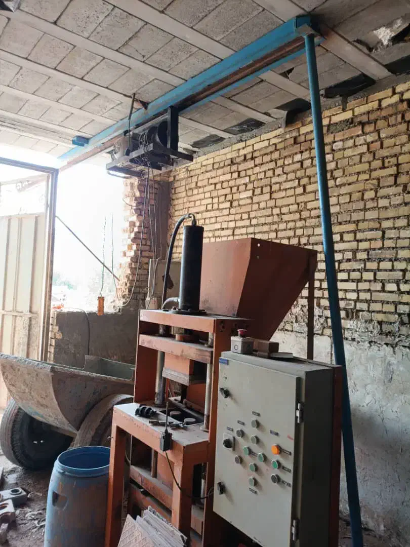 دستگاه تولید آجر پازلی|مصالح و تجهیزات ساختمان|ایذه, |دیوار