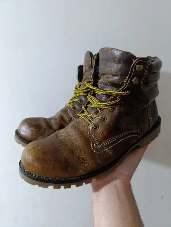 پوتین چرم اصل|کیف، کفش، کمربند|ارومیه, |دیوار