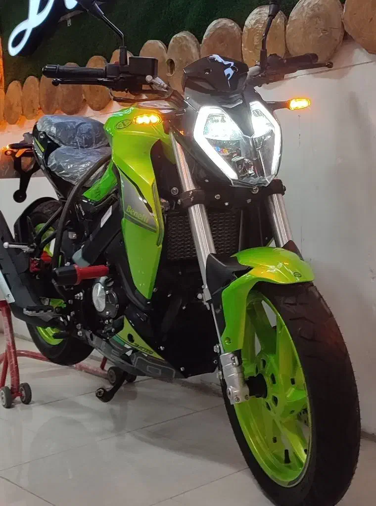 بنلی ۱۸۰S فسفری  نو در حد خشک|موتورسیکلت|اردبیل, |دیوار