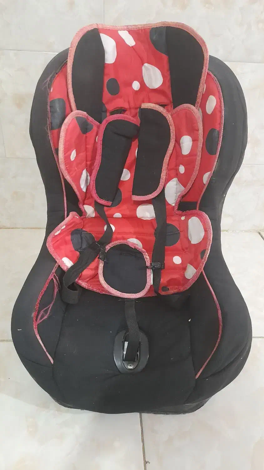 صندلی کودک|تخت و صندلی بچه|شیراز, میانرود|دیوار