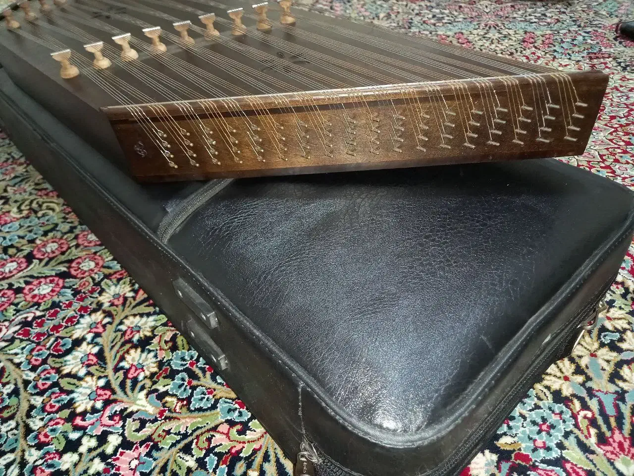 سنتور کاملا نو با کیس محکم و مضراب و آچار کوک|سازهای سنتی|شهریار, شهریار|دیوار