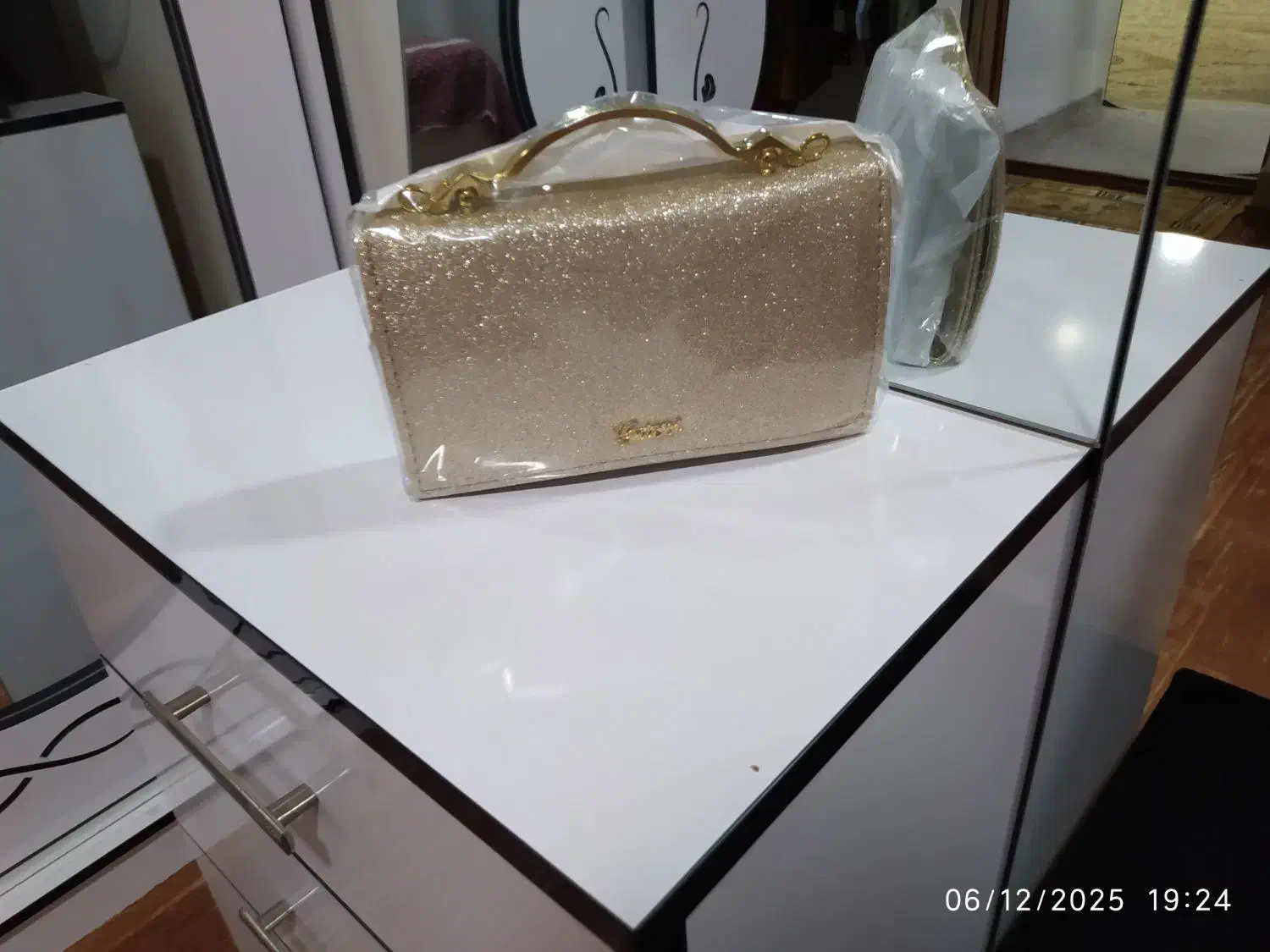 کیف مجلسی|کیف، کفش، کمربند|پیرانشهر, |دیوار