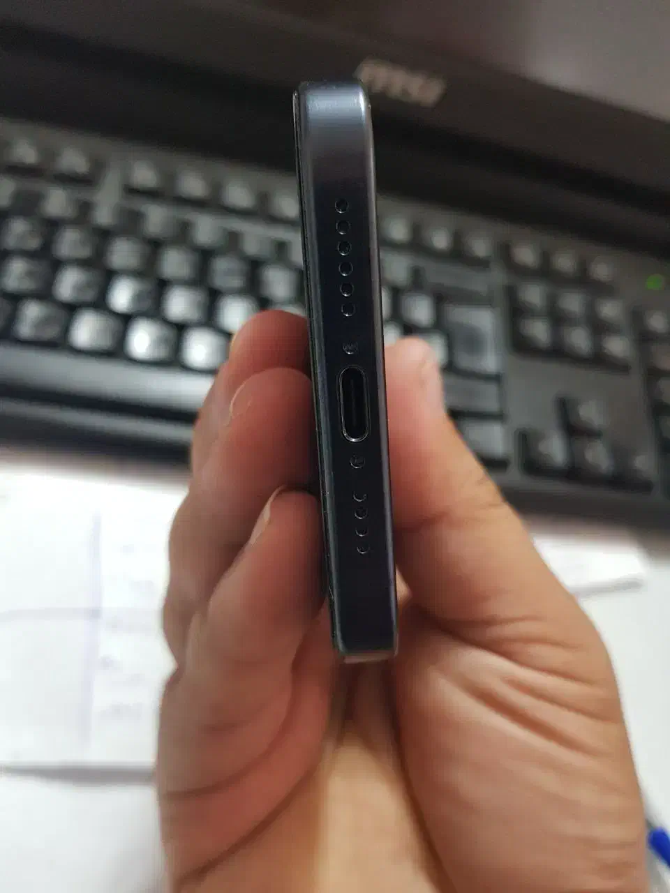 iphone 15 Promax   رجیستر شده|موبایل|میانه, |دیوار