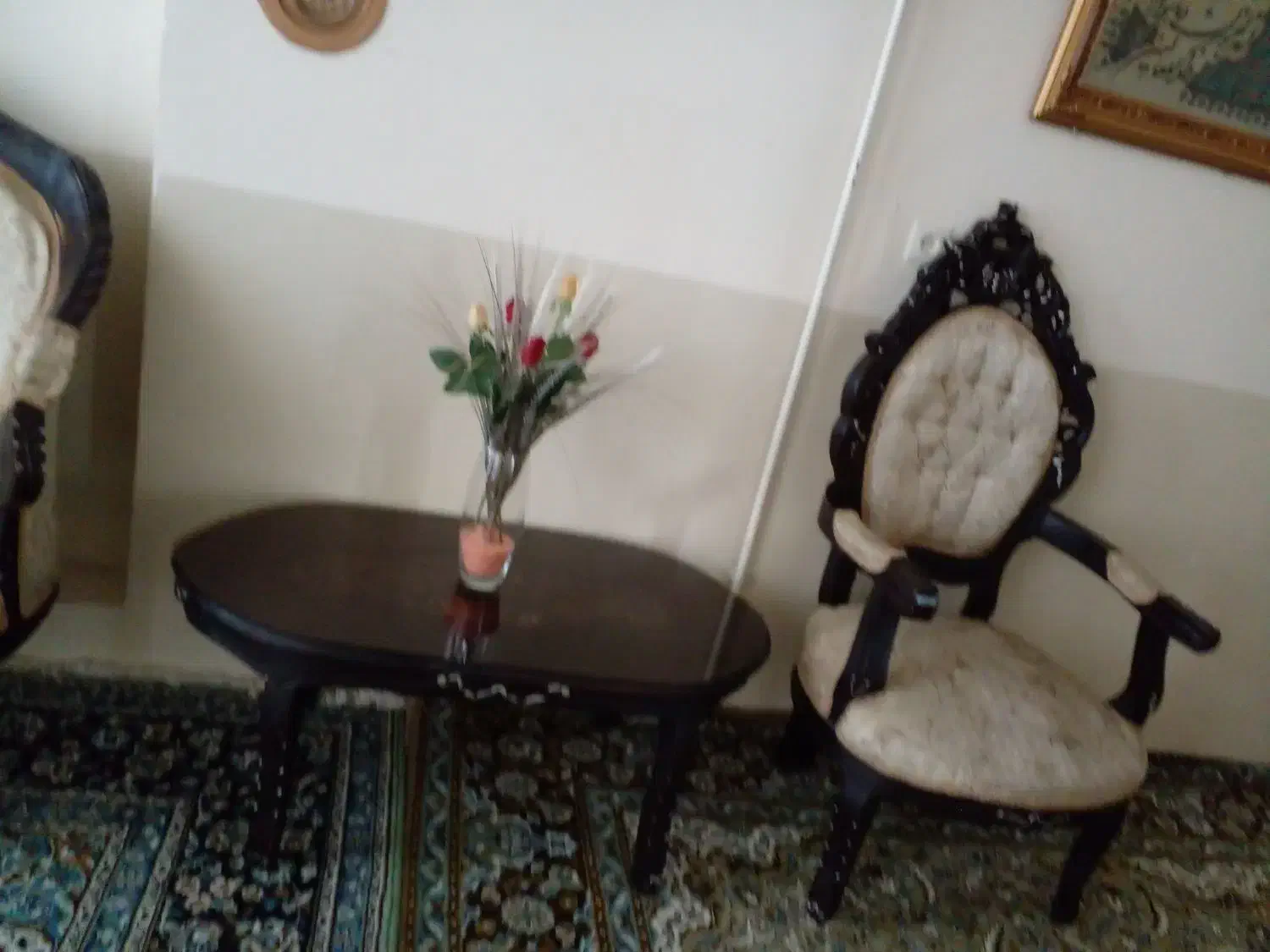 مبل|مبلمان خانگی و میز عسلی|صحنه, |دیوار