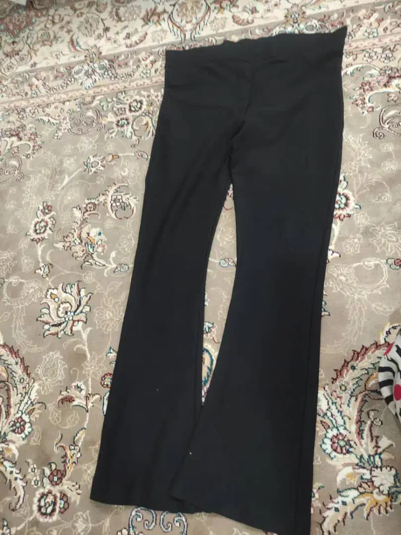 تعدادی لباس زنانه درحدنو وتمیز|لباس|قم, کلهری|دیوار