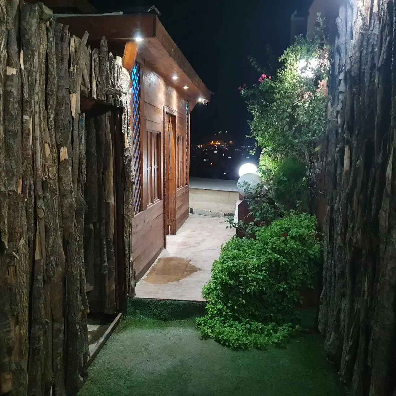 فرصت ویژه کلینیک یا دفتر اداری بر عطاران|فروش دفتر کار، اتاق اداری، مطب|قم, بکایی|دیوار
