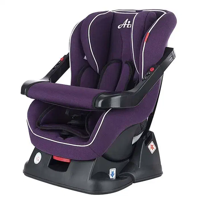 صندلی ماشین و کریر کودک|تخت و صندلی بچه|قم, باغ کرباسی|دیوار