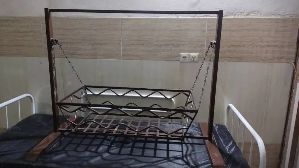 ننو بزرگ|تخت و صندلی بچه|گرگان, |دیوار