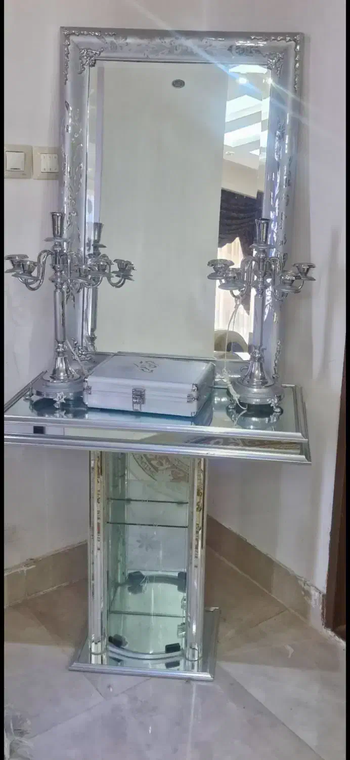 آینه و شمعدان رنگ نقره ای|آینه|فریمان, |دیوار