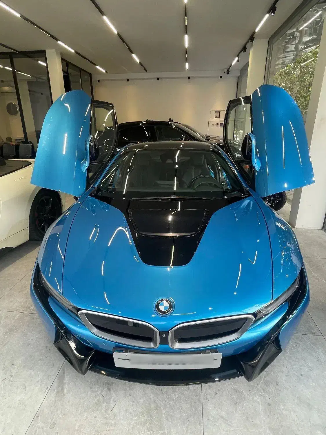 BMW I8|خودرو سواری و وانت|تهران, عباس‌آباد|دیوار