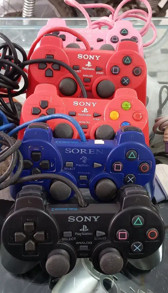 فروش دسته پلی 1و2 سونی1و2 اصلی سر کارتونی|کنسول، بازی ویدئویی و آنلاین|قم, علی آباد سعدگان|دیوار