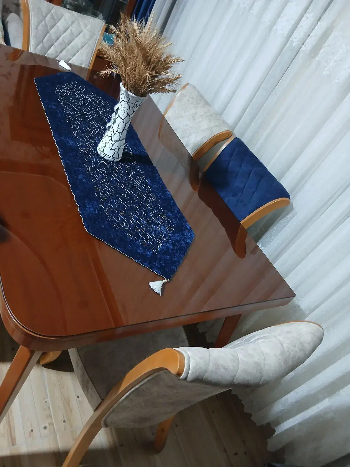 میزناهار خوری|میز و صندلی غذاخوری|رشت, باهنر|دیوار