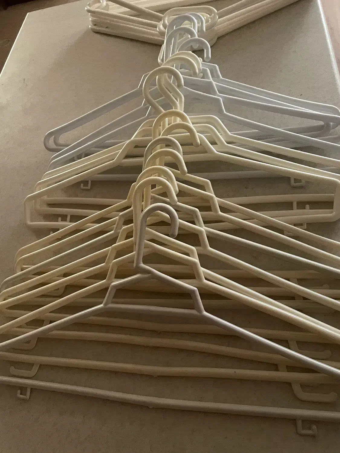 چوب لباسی|بندرخت و رخت‌آویز|یزد, |دیوار