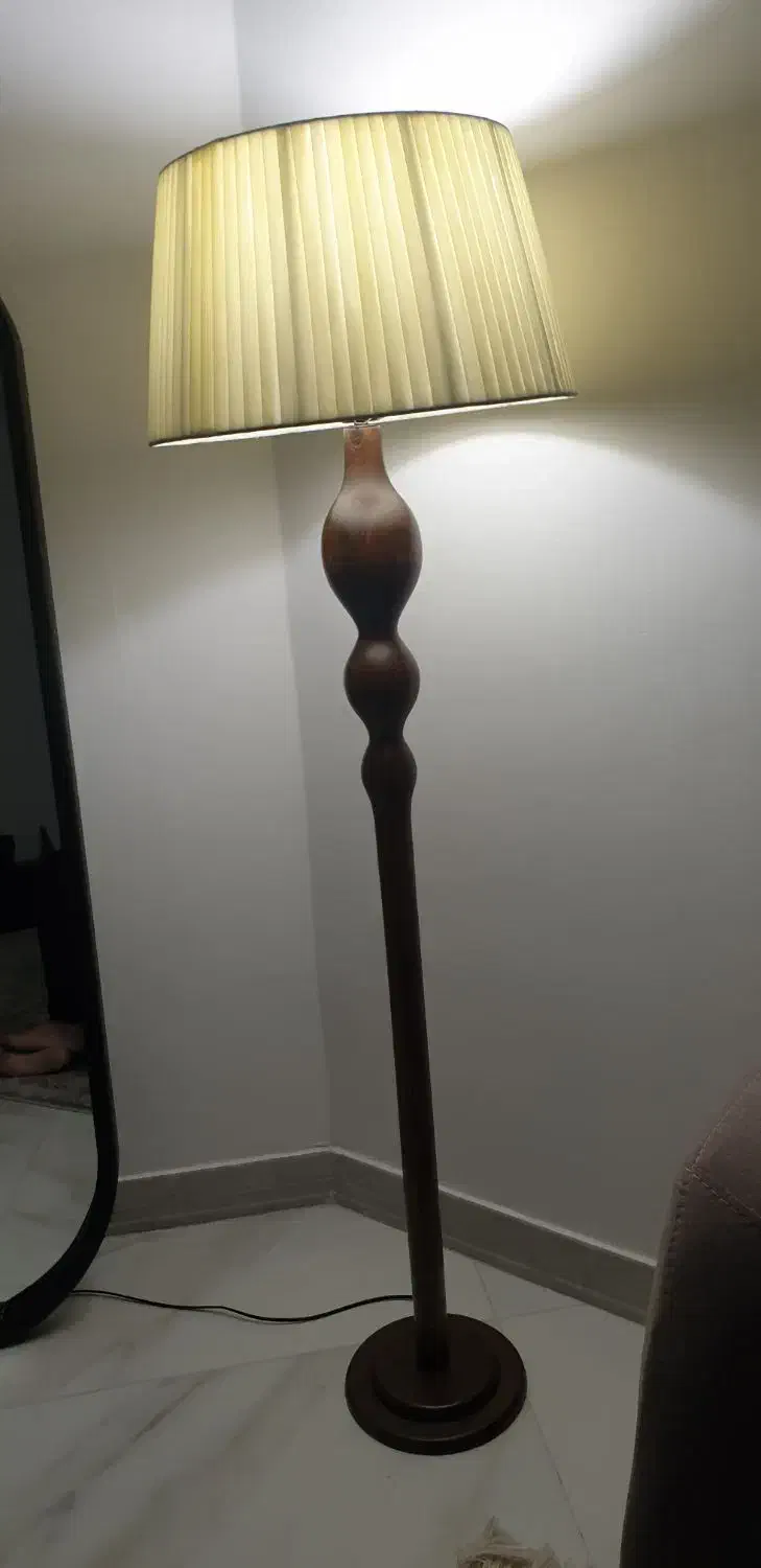 آباژور چوبی|چراغ خواب و آباژور|بندر انزلی, متروپل|دیوار