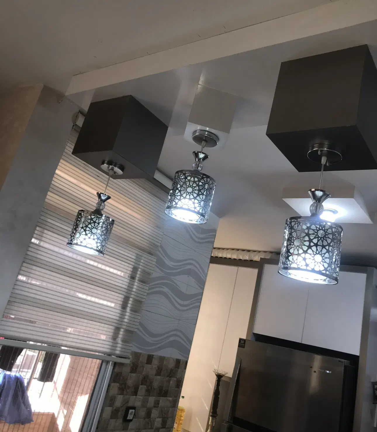 لوستر سه تایی|لوستر و چراغ آویز|سبزوار, قائم|دیوار