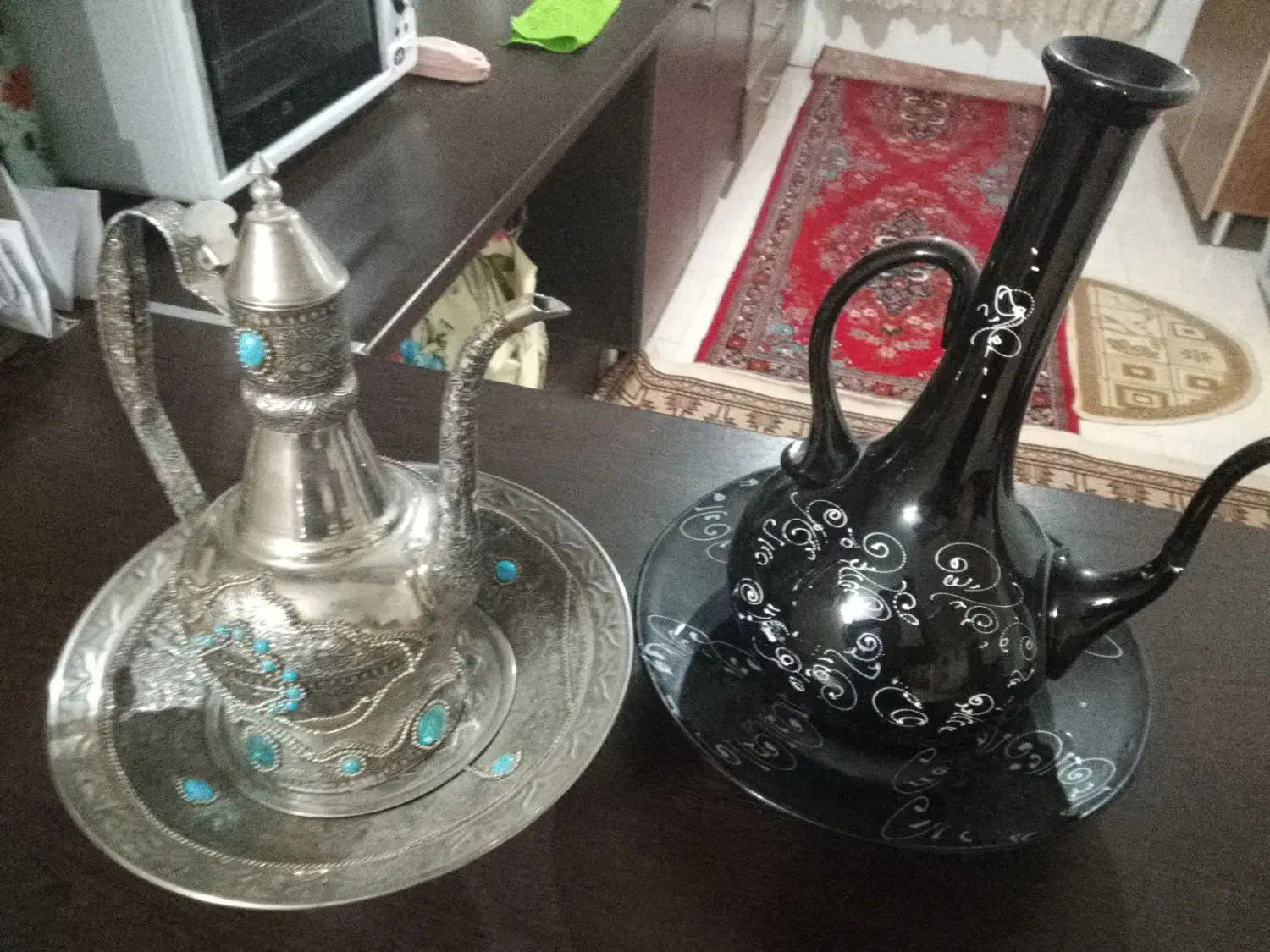 دو دست آفتابه لگن قدیمی|صنایع دستی و سایر لوازم تزئینی|قزوین, |دیوار