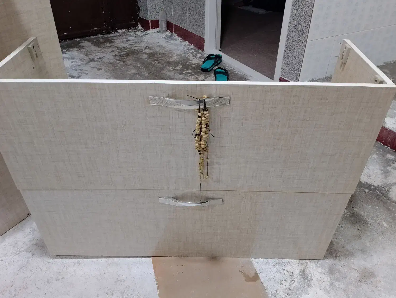 کمد آب چکان|آبچکان و نظمدهنده ظروف|بناب, |دیوار