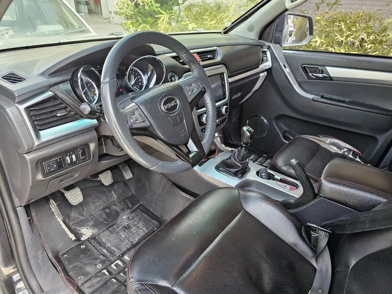 kmct8 مدل ۱۴۰۱|خودرو سواری و وانت|شیراز, غدیر جنوبی|دیوار