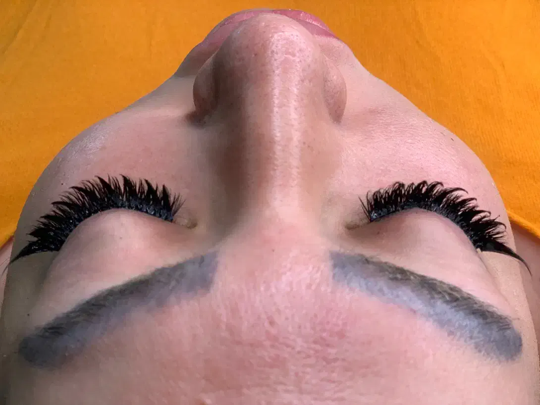 کاشت مژه|خدمات آرایشگری و زیبایی|کهنوج, |دیوار