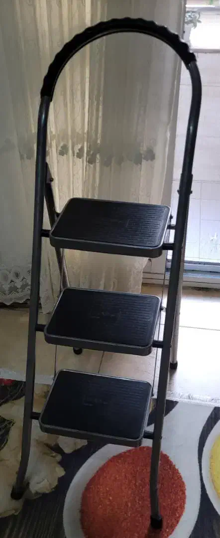 نردبان|ابزارآلات|رشت, رشتیان|دیوار