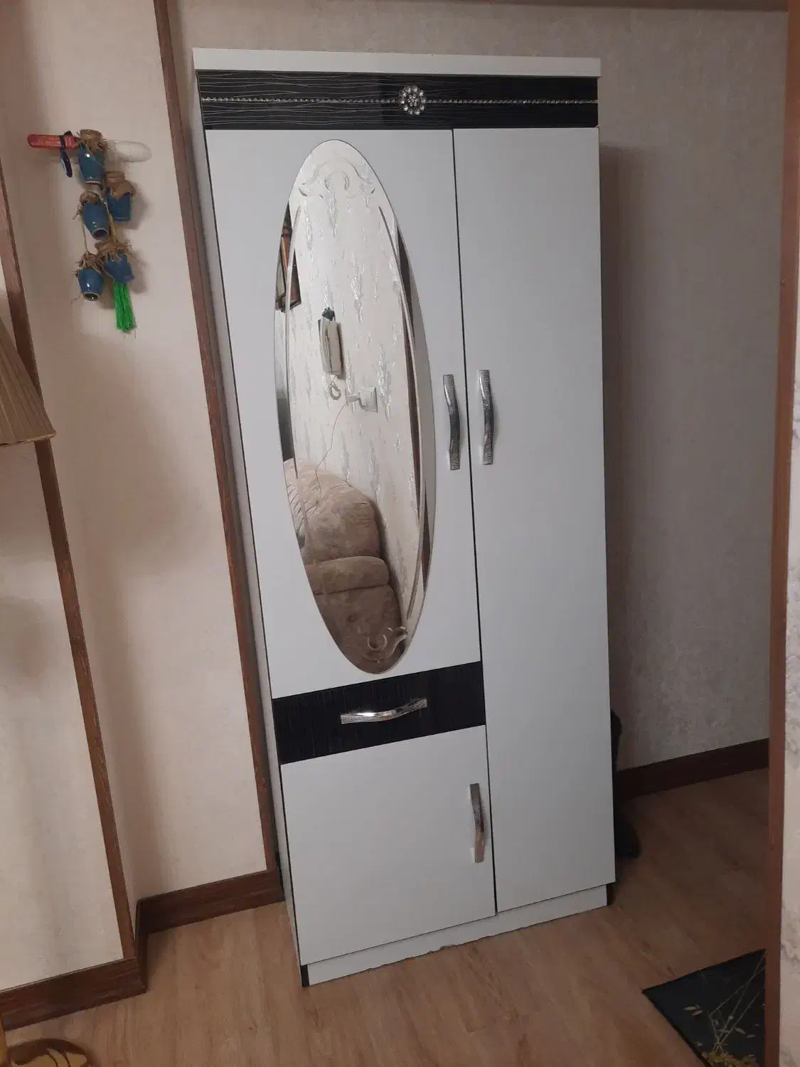 جاکفشی|جاکفشی، کمد، دراور|شهریار, شهریار|دیوار