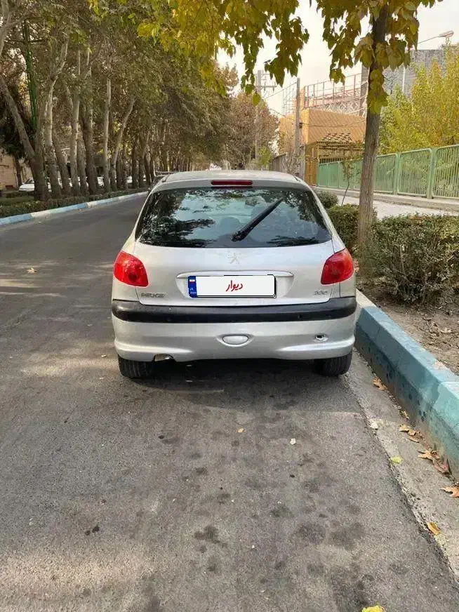 پژو ۲۰۶ مدل ۸۲|خودرو سواری و وانت|اصفهان, ملکشهر|دیوار