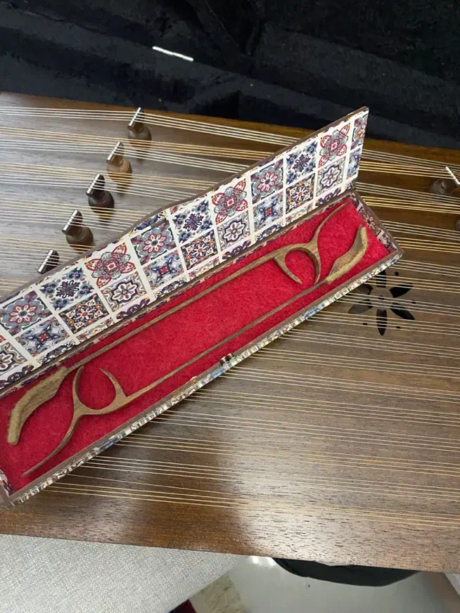 سنتور|سازهای سنتی|رشت, صفاری|دیوار