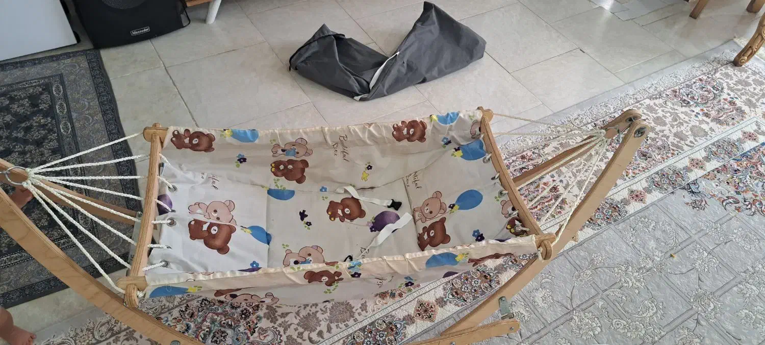 گهوار|رختخواب، بالش، پتو|اسفراین, |دیوار