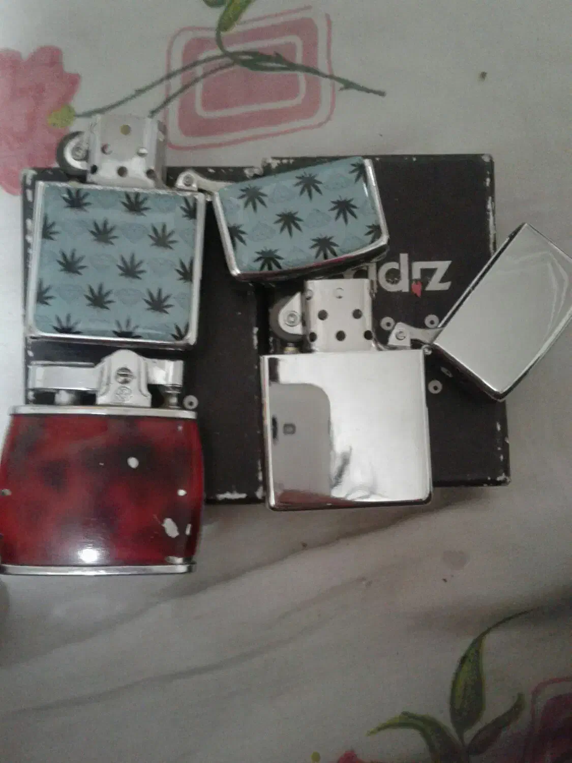 سه عدد فندکهای بنزینی|کلکسیون اشیاء عتیقه|شیراز, دوکوهک|دیوار