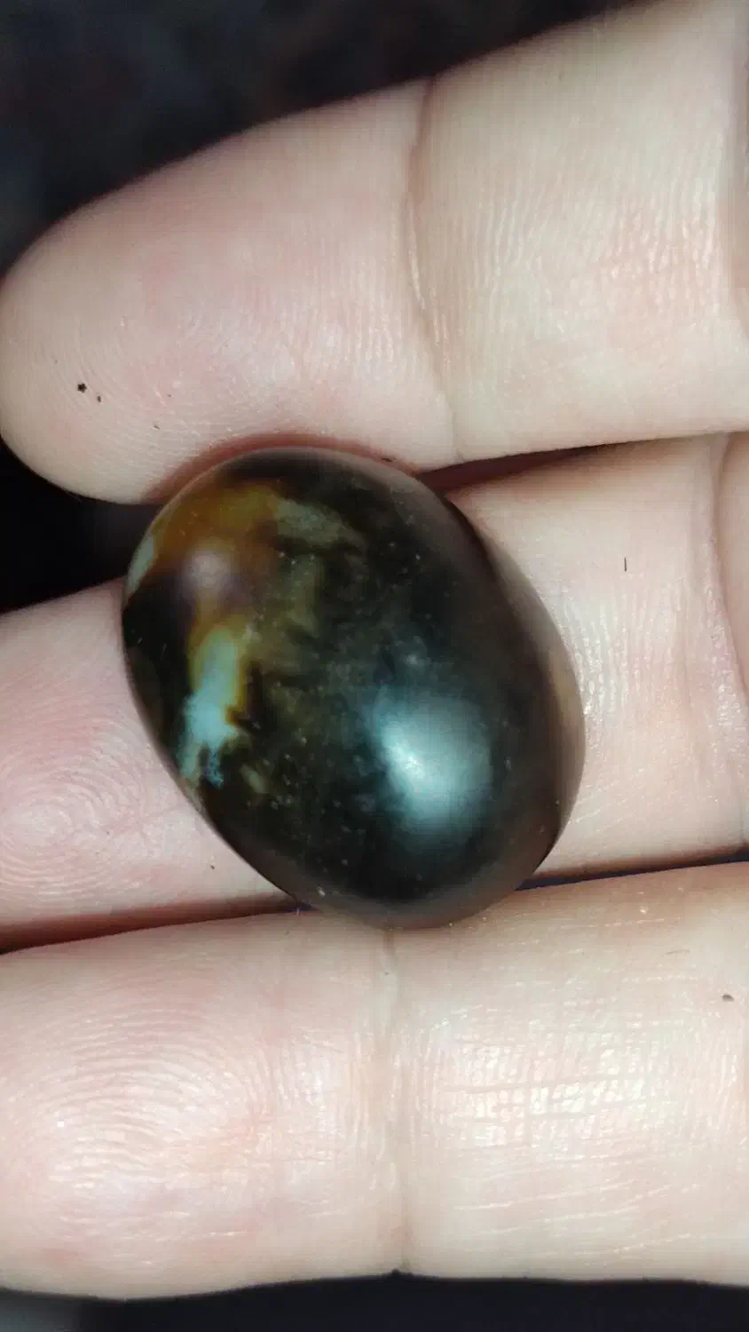 سنگ موکل دار|جواهرات|ساوه, |دیوار