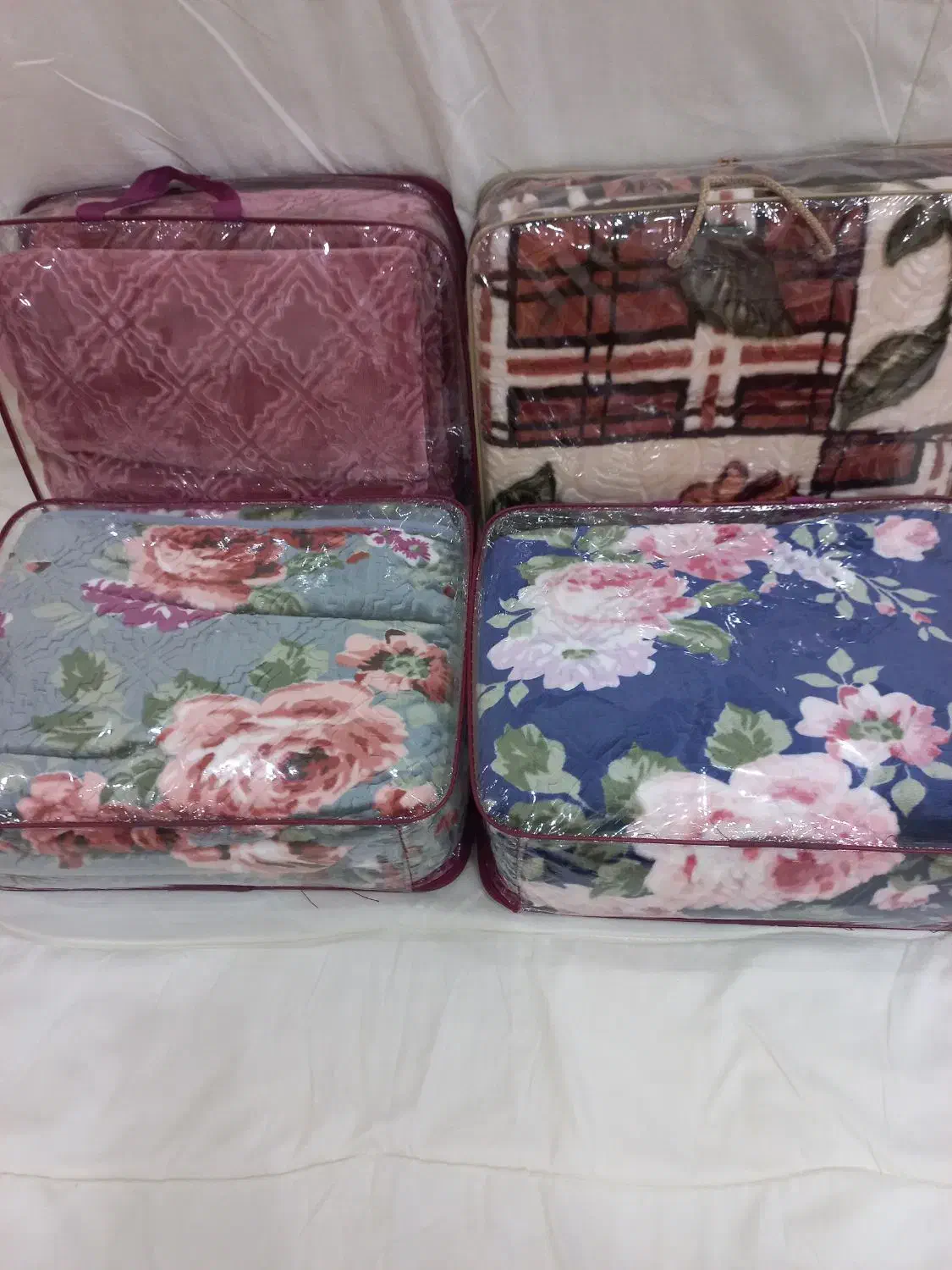 پتو ۲نفره گل برجسته|رختخواب، بالش، پتو|آستانه اشرفیه, |دیوار