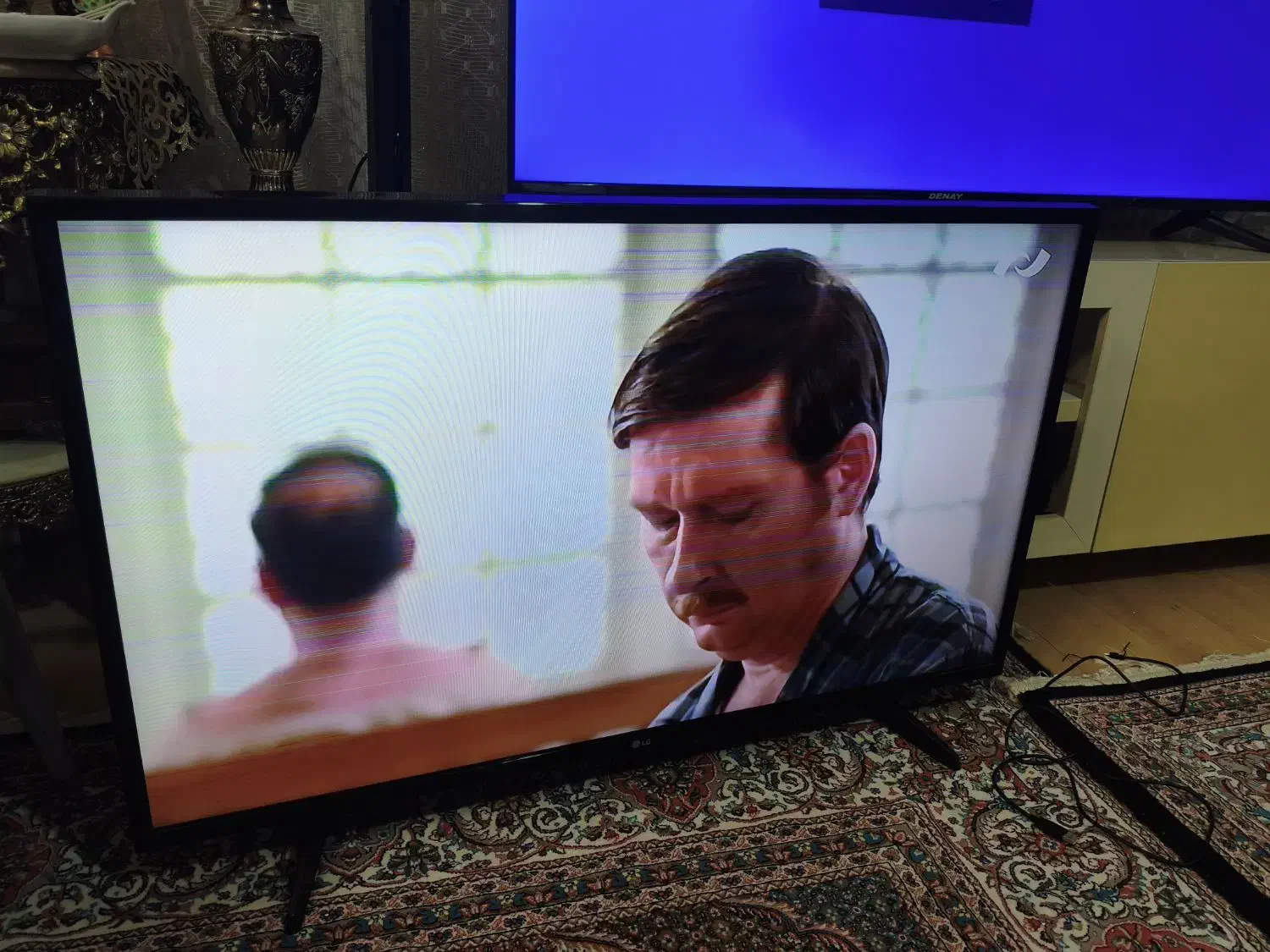 تلوزیون بهمراه اسپیکر خانگی|تلویزیون و پروژکتور|اردبیل, |دیوار