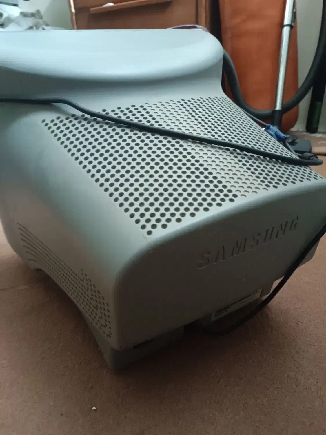 مانیتور|رایانه رومیزی|ابهر, |دیوار