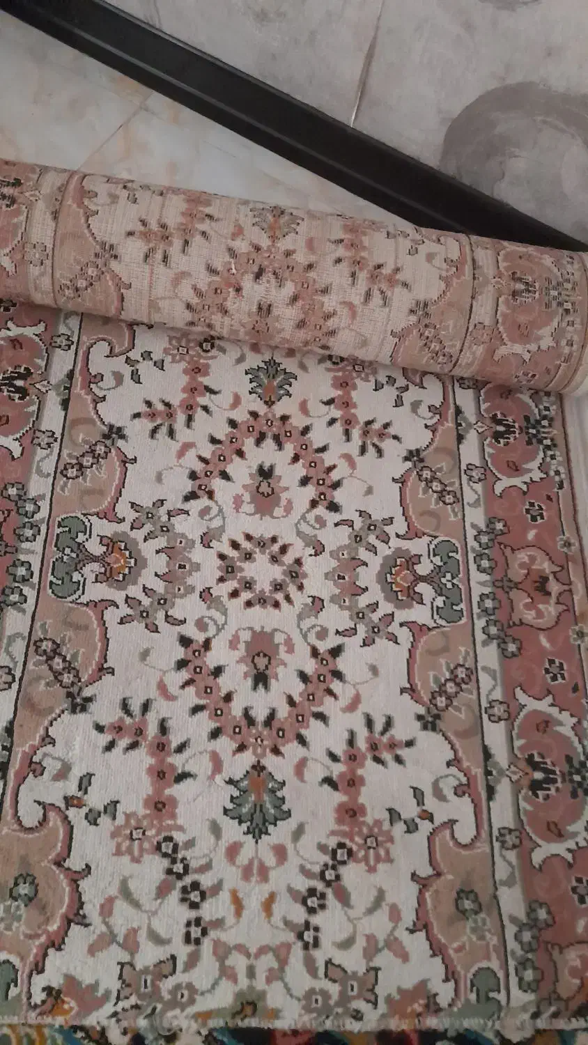 فرش سالم وتمیز ماشینی|فرش|آمل, |دیوار