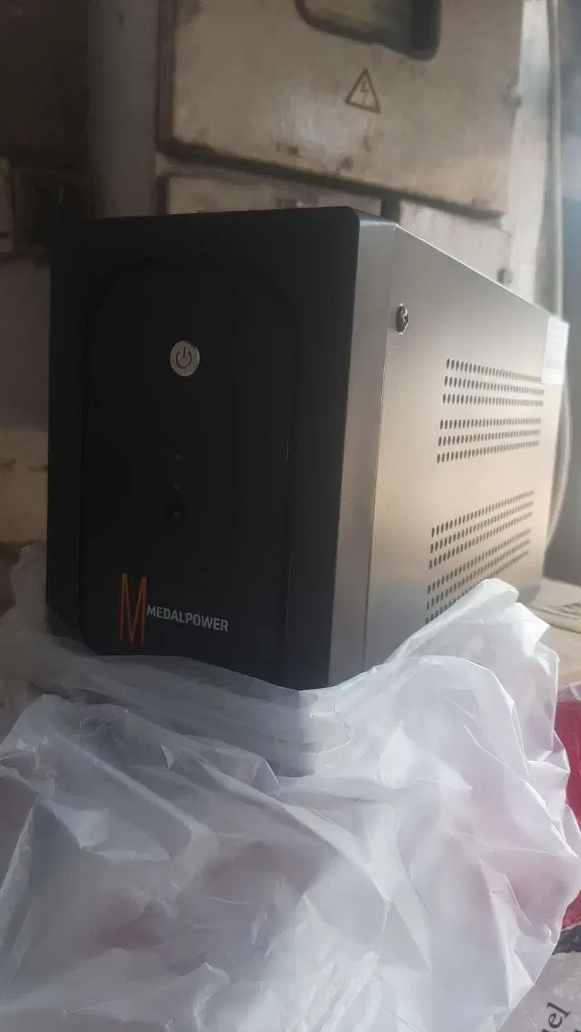 یوپی اس ۶۰۰vA با یکسال گارانتی تکی و عمده|قطعات و لوازم جانبی رایانه|ری, بازار آهن|دیوار