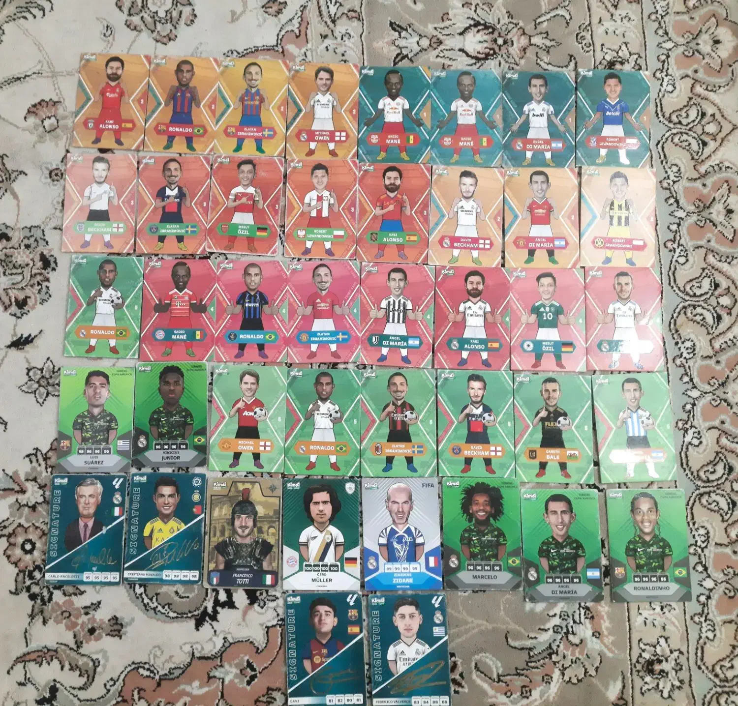 کارت کیمدی|اسباب‌‌بازی|قائن, |دیوار