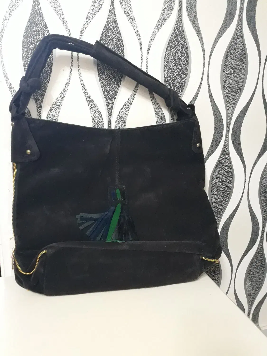 کیف زنانه کاملا نو میباشد یکصد و سی هزار تومان|کیف، کفش، کمربند|سمنان, |دیوار