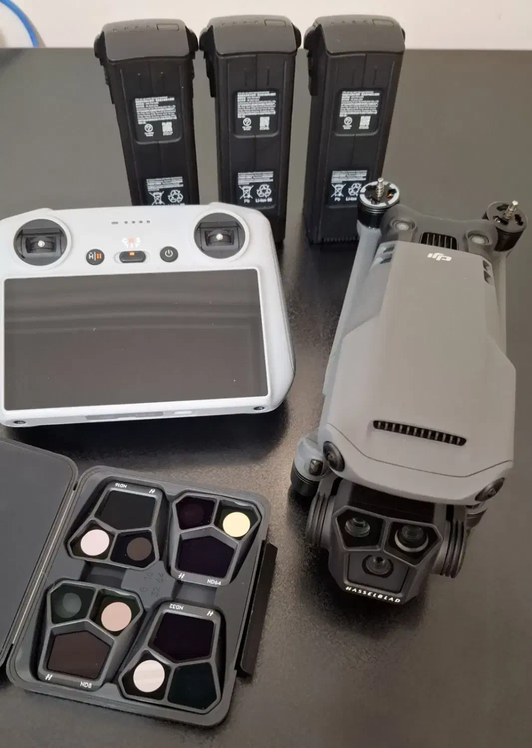 هلی شات DJI mavic 3 pro combo|دوربین عکاسی و فیلم‌برداری|تهران, فاطمی|دیوار