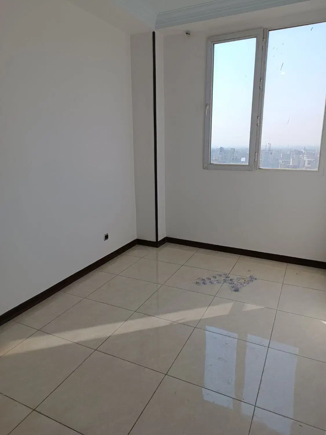 آپارتمان متراژهای  ۷۵ و ۱۰۰ و ۱۱۵ متر