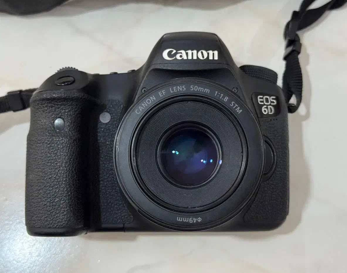 دوربین کنونEOS 6D|دوربین عکاسی و فیلم‌برداری|امیدیه, |دیوار