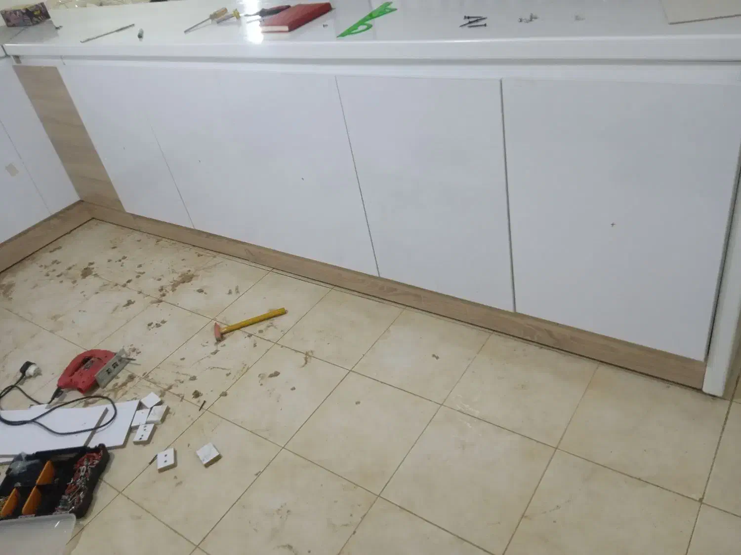 ساخت و نصب کابینت|خدمات پیشه و مهارت|شیراز, تاچارا|دیوار