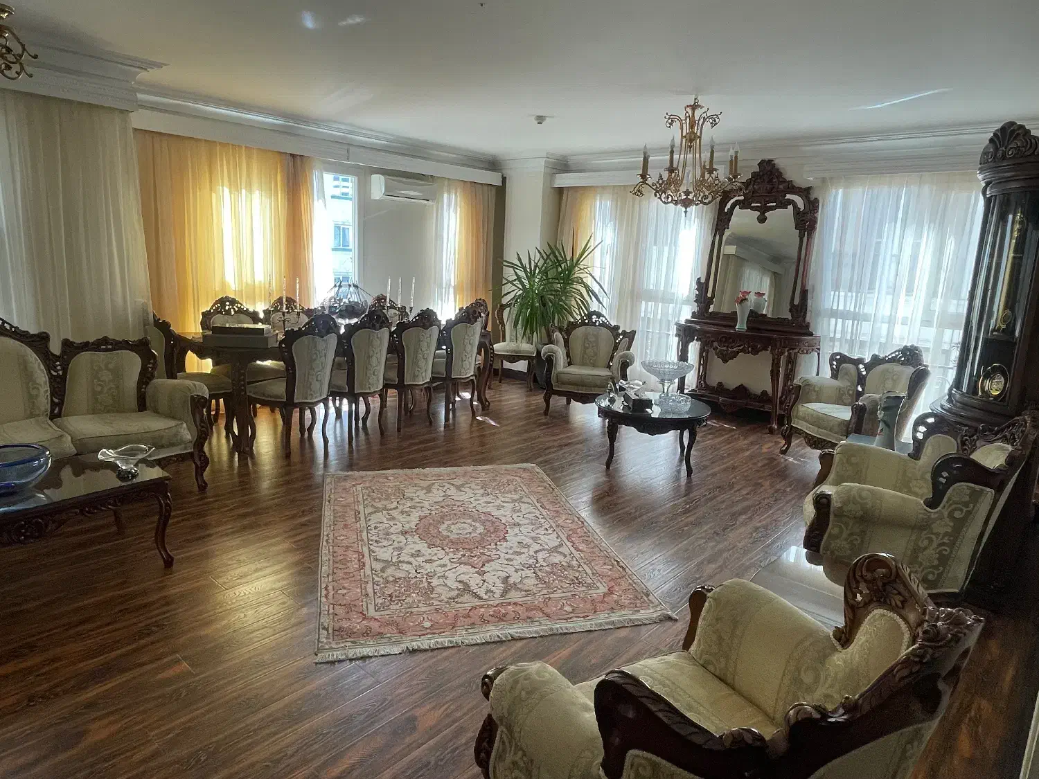 دربند اسداللهی ۱۵۰ متر دوخواب سالن بزرگ و ویو دار