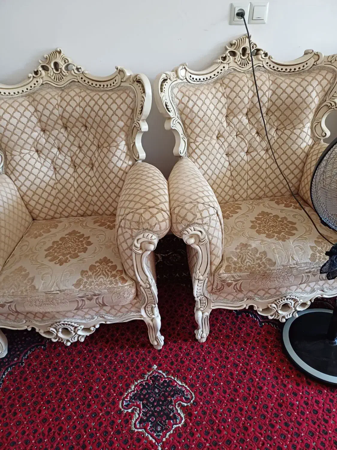 مبل سلطنتی همراه با غذا خوری|مبلمان خانگی و میز عسلی|بیله سوار, |دیوار